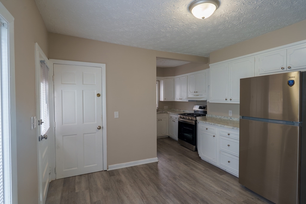 21-23 Howes St