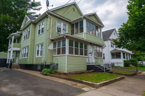 21-23 Howes St Springfield MA 01118
