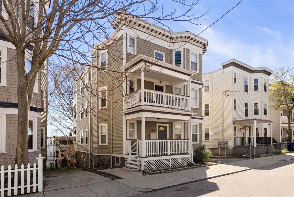 24 Juliette St 3