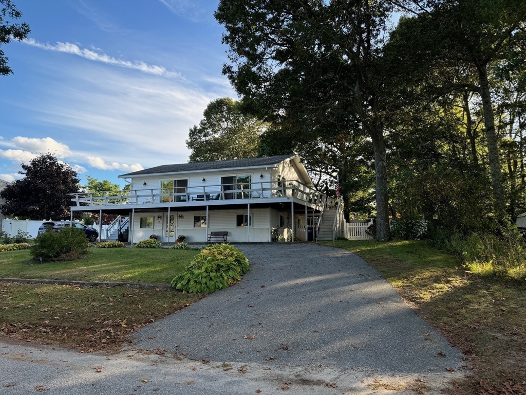 64 Edgewater Drive