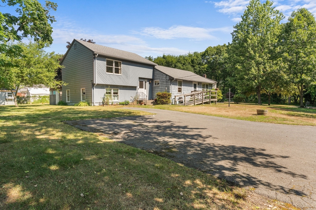 48 Westbrook Dr