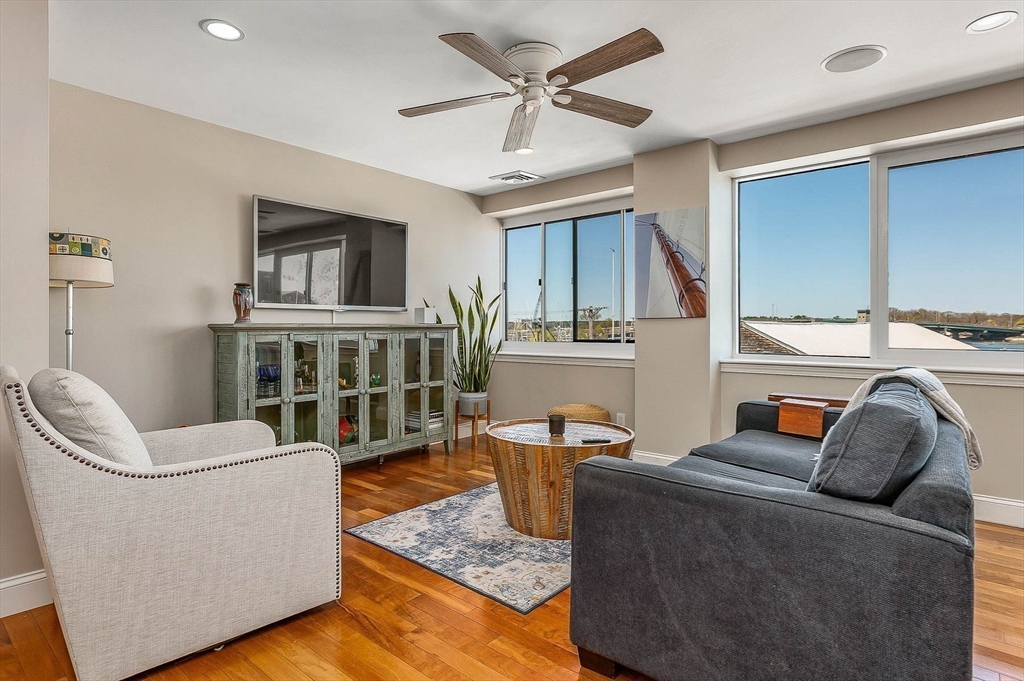 58 Merrimac Street 2-2