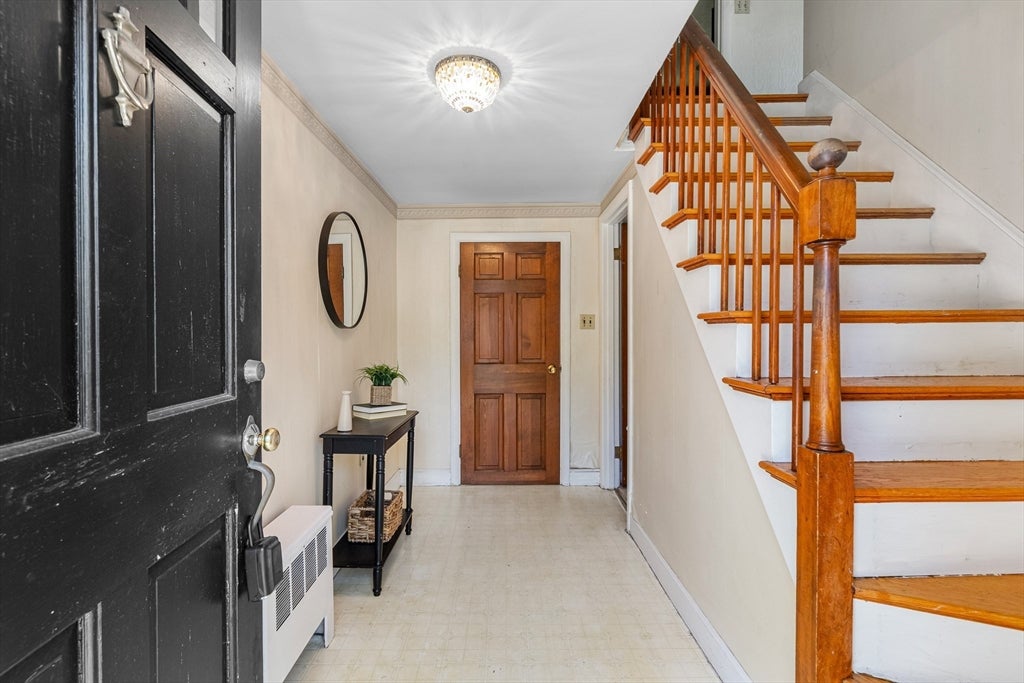 38 Robinhood Rd