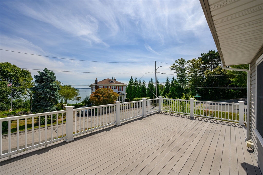 19 Knollwood Rd