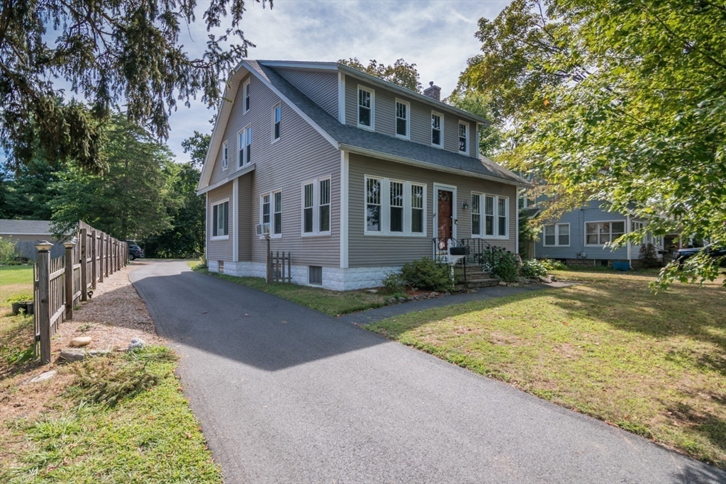969 Main St