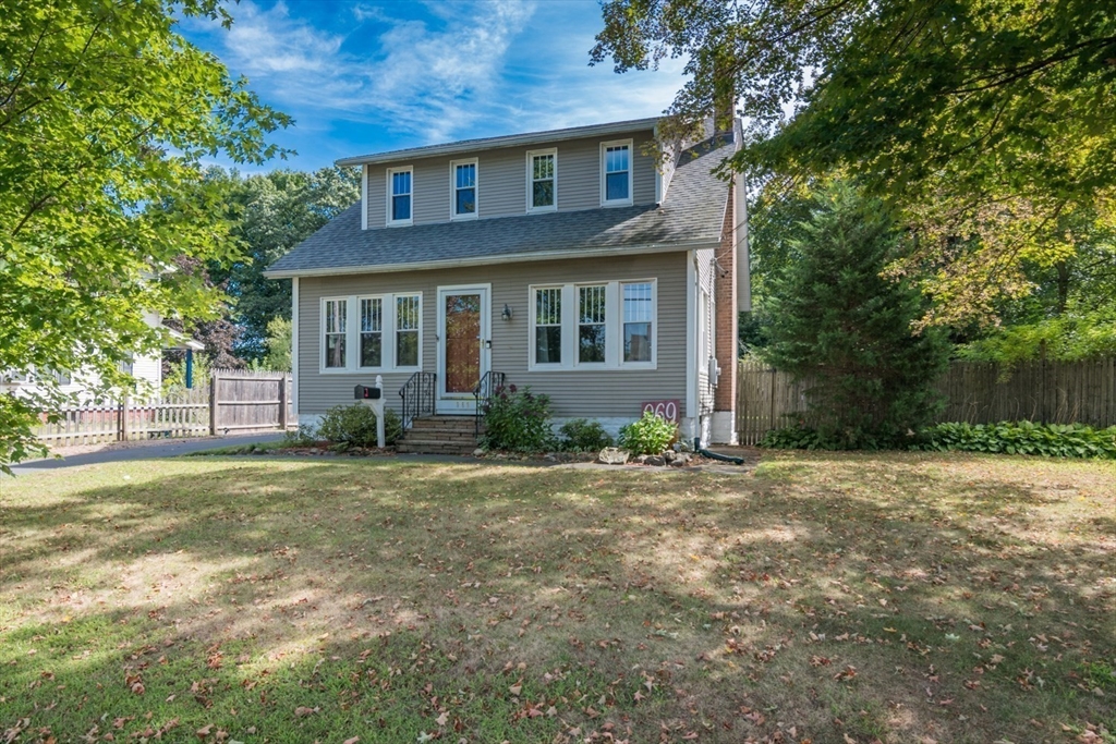 969 Main St