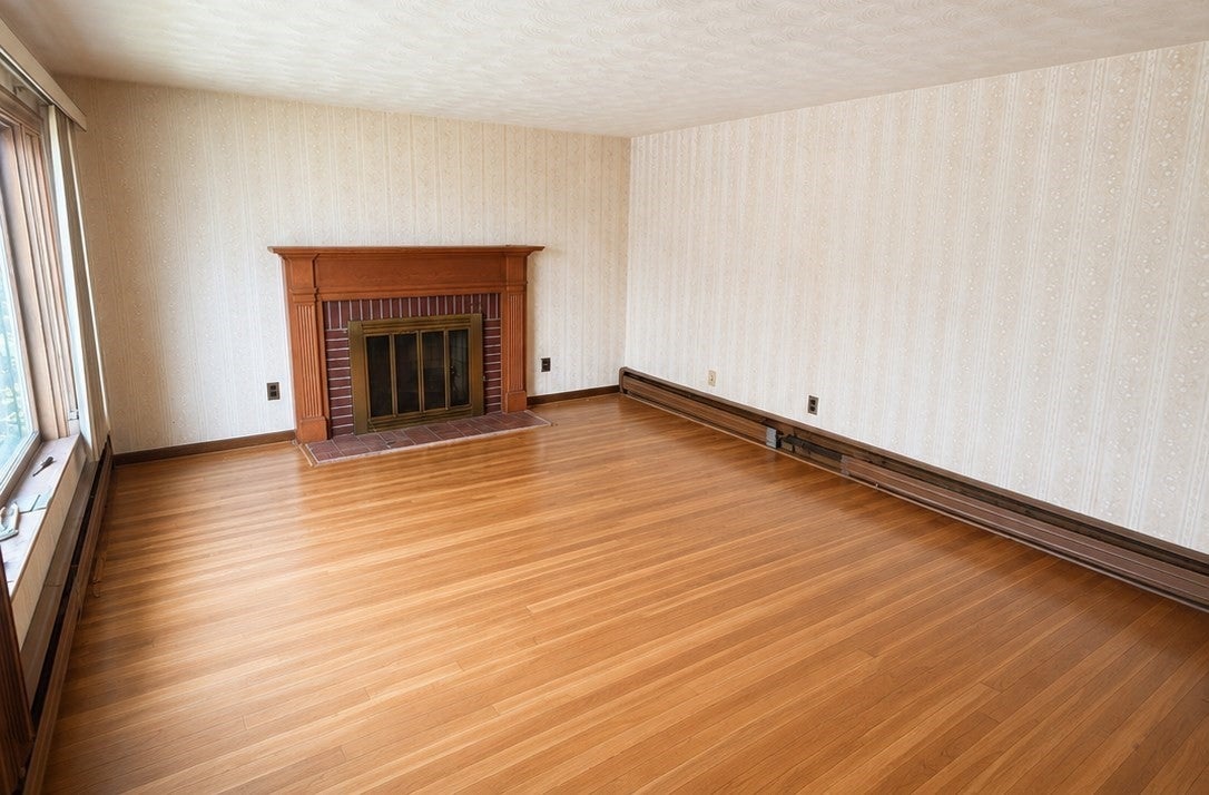 7 Lorette St, Boston MA 02132