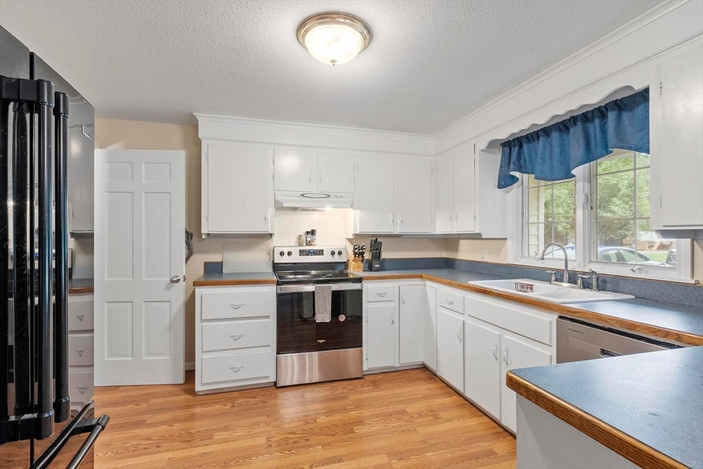 3816 Chestnut Hill Ave, Athol, MA Photo #10