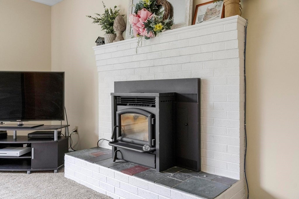 3816 Chestnut Hill Ave, Athol, MA Photo #4