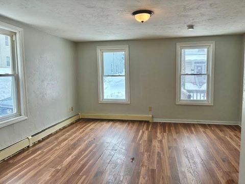 Photo of 10 Cottage Street #1, Worcester, MA 01609 (MLS # 73480753)
