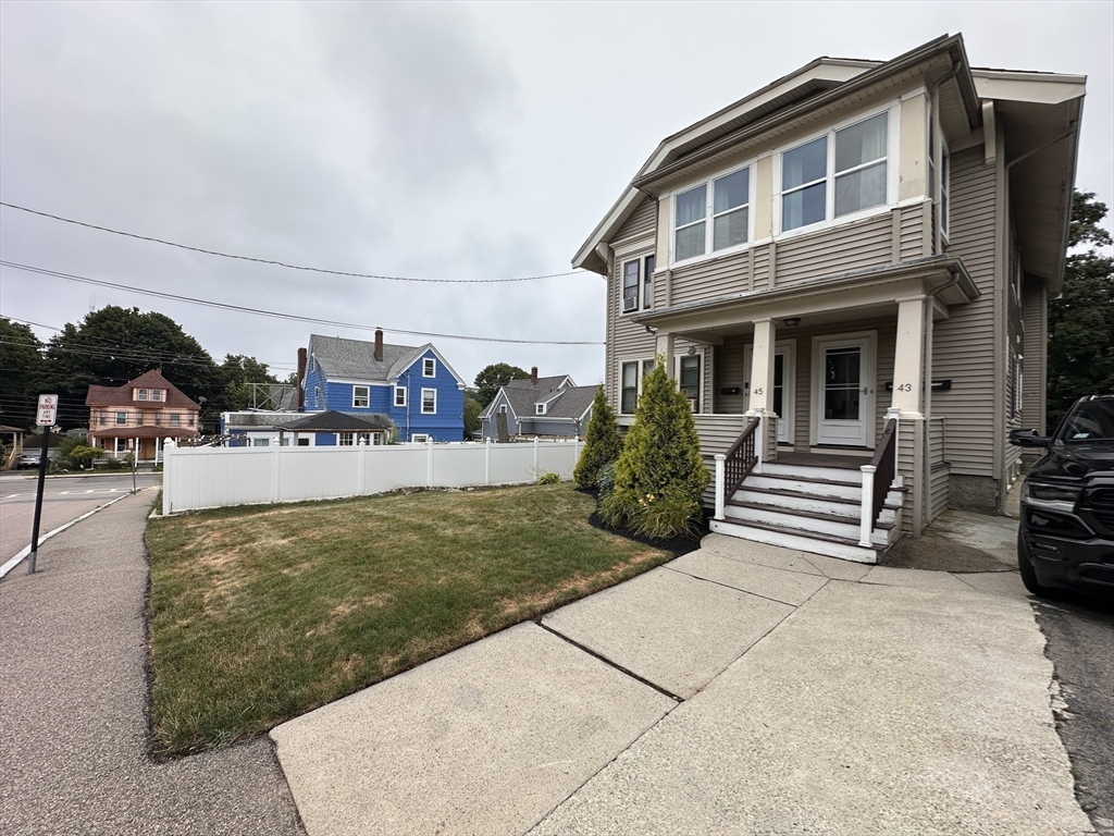 43-45 Roselin Ave