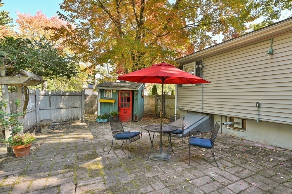 5 Barbara Ave, Wilmington, MA Photo #10