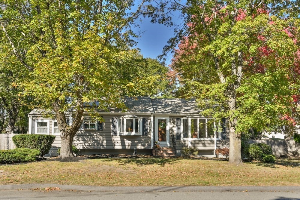5 Barbara Ave, Wilmington, MA Photo #1
