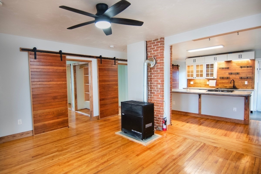 12 Cohasse St