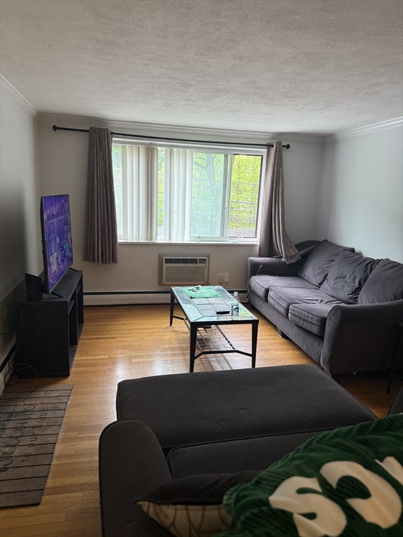 197 Kent St #17, Brookline, MA Photo #4