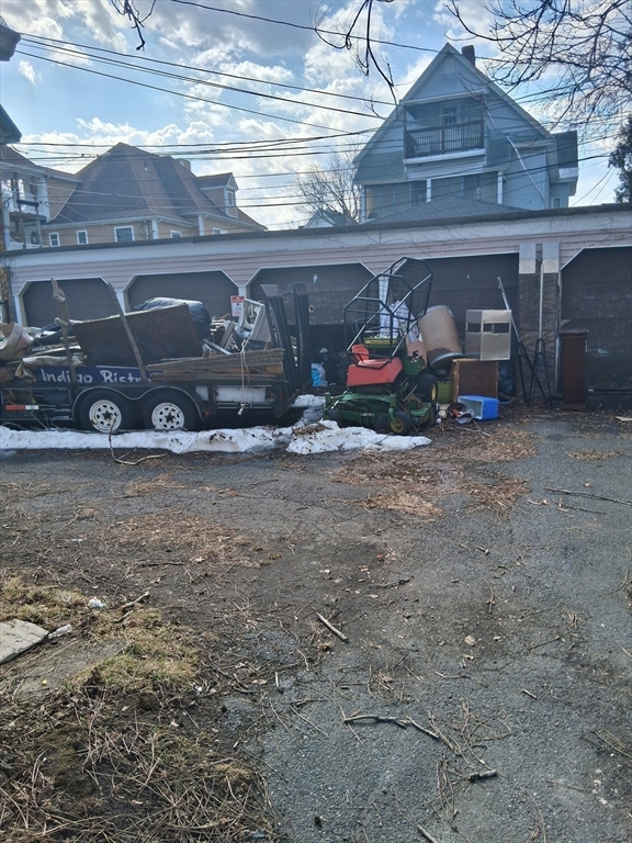 13 Hampden St, Worcester, MA Photo #10