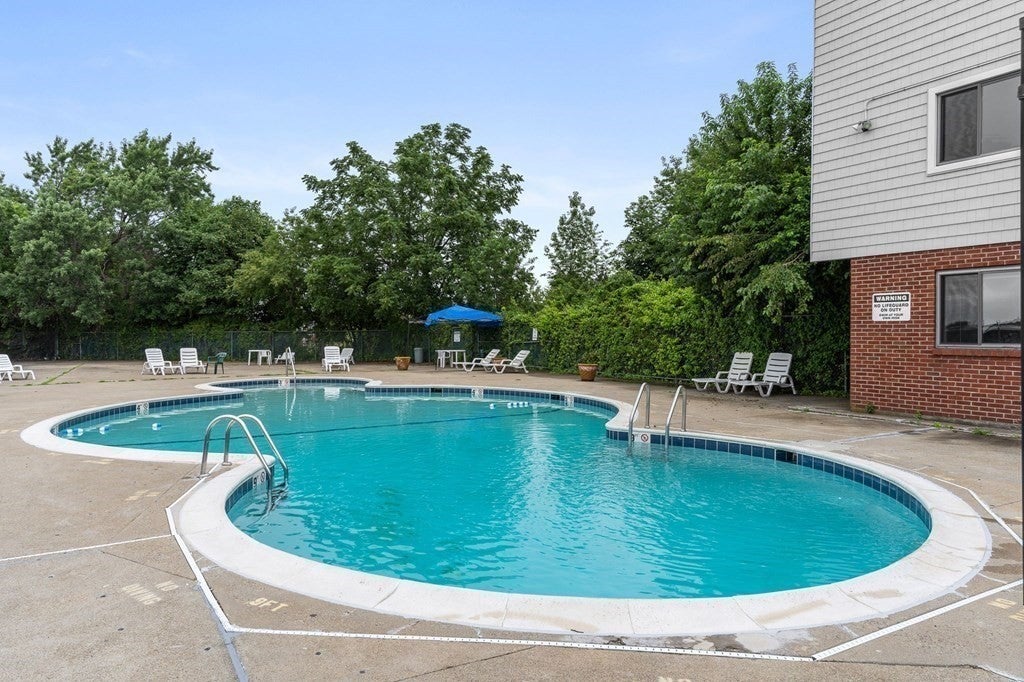 400 Governors Park #27, Winthrop, MA Photo #2