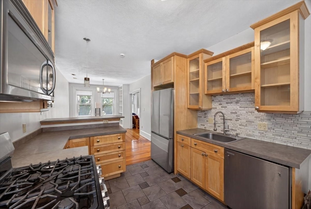 23 Netherlands Rd #1, Brookline, MA, 23 Netherlands Rd #1, Brookline, MA Photo #4