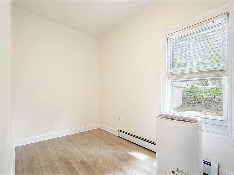 8 Oak St #1, North Attleboro, MA, 8 Oak St #1, North Attleboro, MA Photo #5