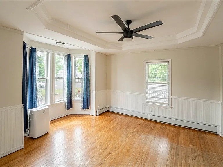 8 Oak St #1, North Attleboro, MA, 8 Oak St #1, North Attleboro, MA Photo #7