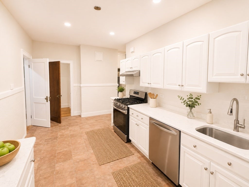 67 Green St #67, Brookline, MA, 67 Green St #67, Brookline, MA Photo #13