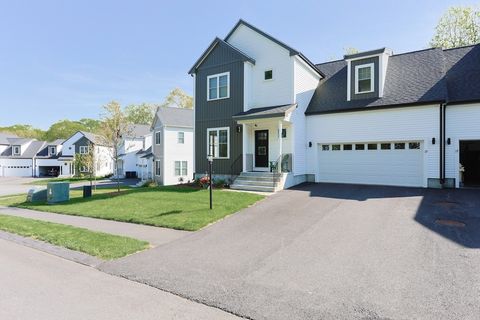19 Millie's Way 19 Sterling MA 01564