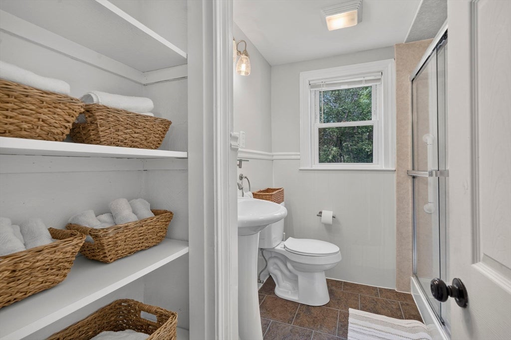 28 Sherrick Ave, Holbrook, MA, 28 Sherrick Ave, Holbrook, MA Photo #17