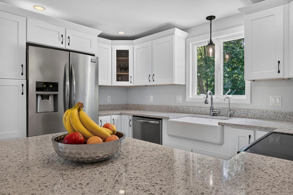 28 Sherrick Ave, Holbrook, MA, 28 Sherrick Ave, Holbrook, MA Photo #9