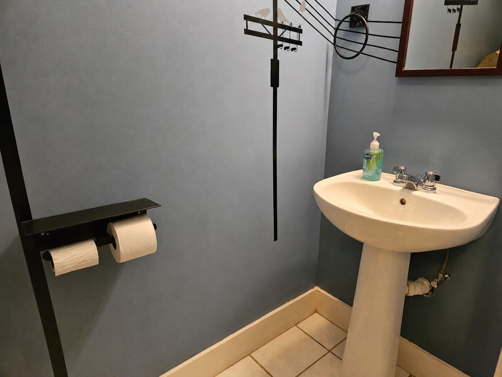 404 Roosevelt Ave #103G, Central Falls, RI Photo #9