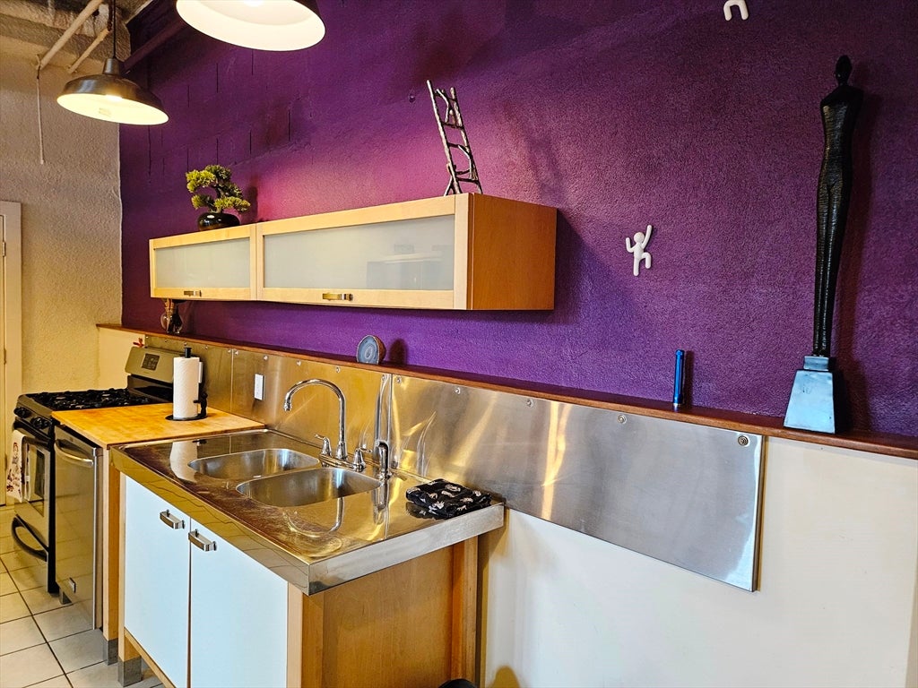 404 Roosevelt Ave #103G, Central Falls, RI Photo #4