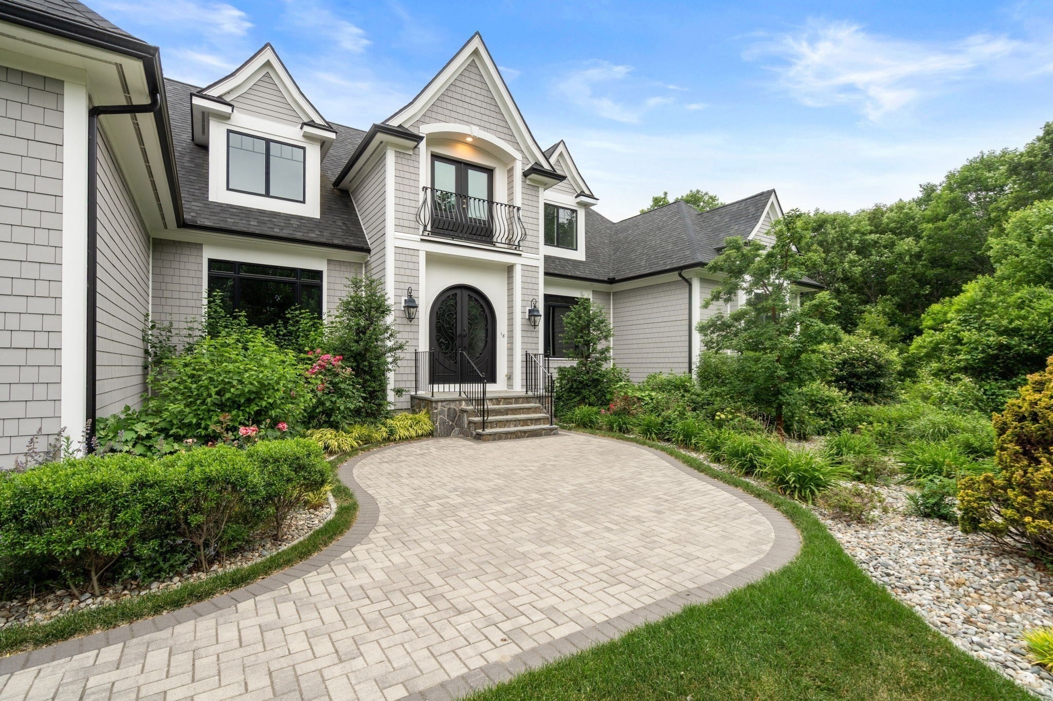 18 Keeney Pond Road