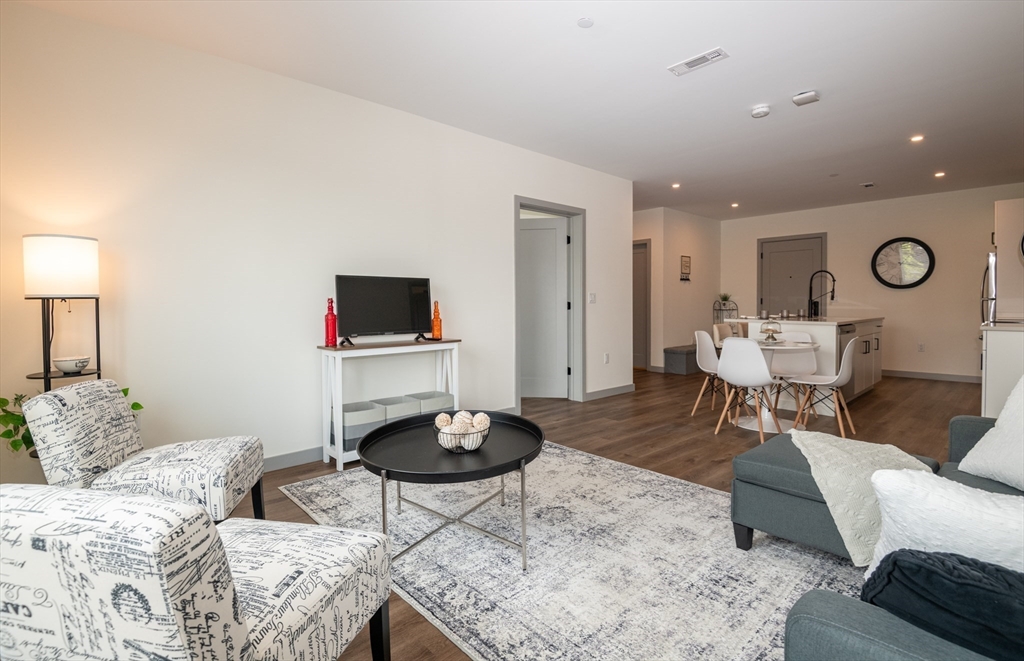 203 Lowell Street 304