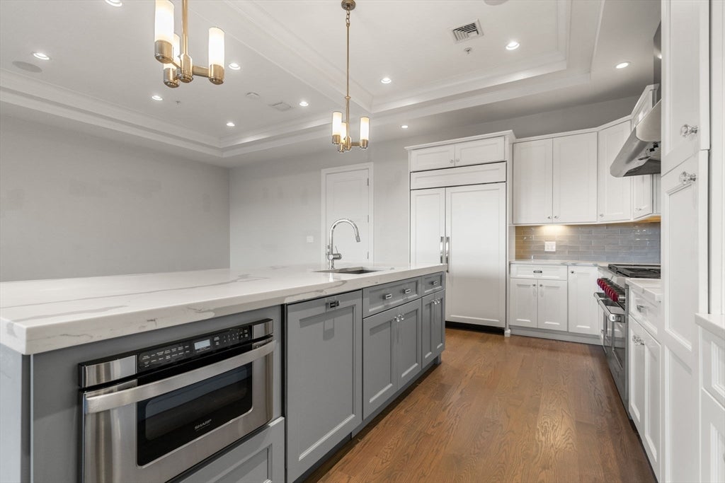 621 East 1st Street D3
