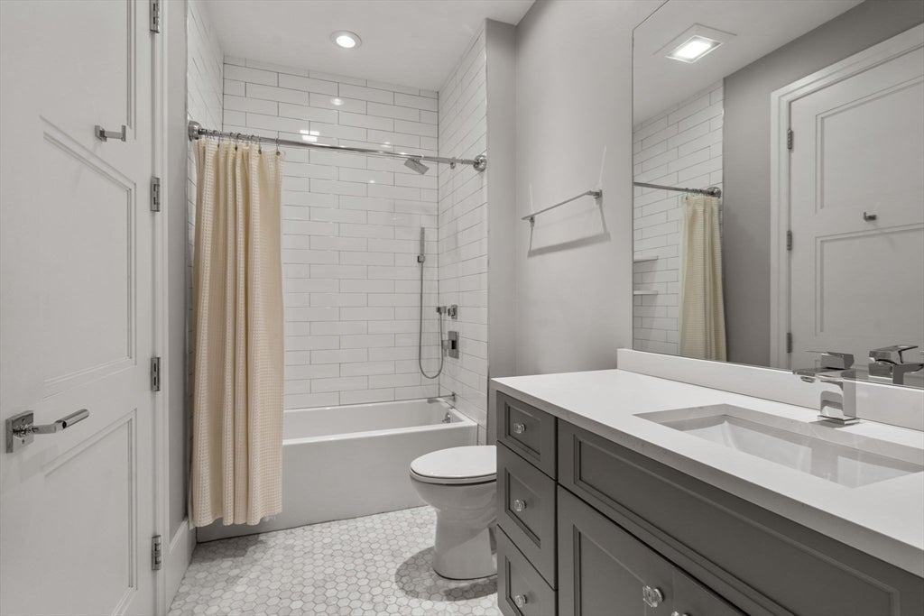 621 East 1st Street #D3, Boston, MA, 621 East 1st Street #D3, Boston, MA Photo #10