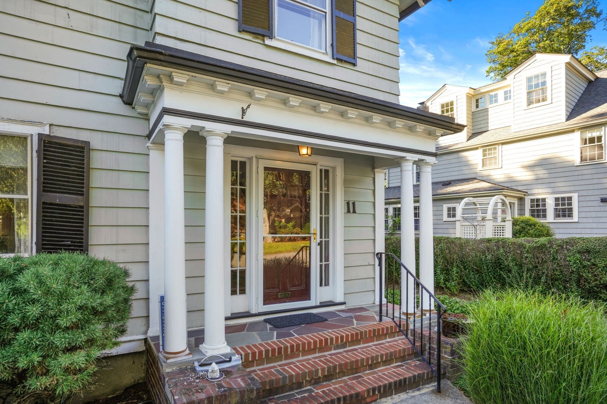 11 Stoneleigh Road, Newton, MA, 11 Stoneleigh Road, Newton, MA Photo #2