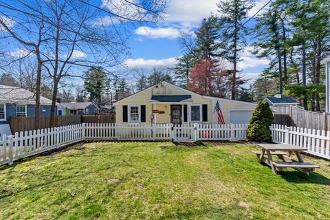 Photo of 10 Beach Rd, Pembroke, MA 02359 (MLS # 73503172)