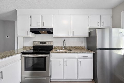 25 Horne St 12 Methuen MA 01844