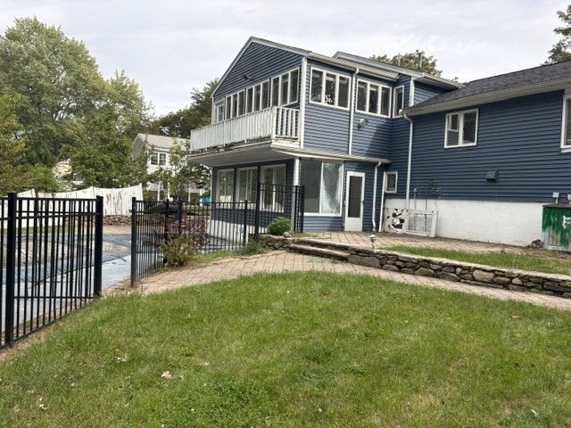 26 Red Barn Rd