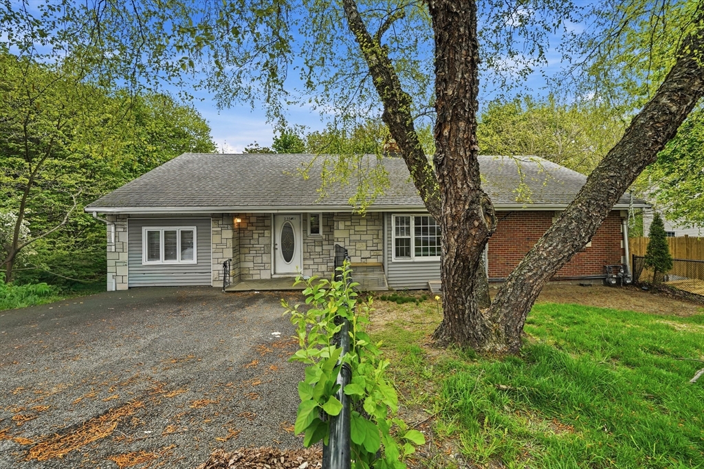 253 Lexington St, Woburn, MA Photo #25