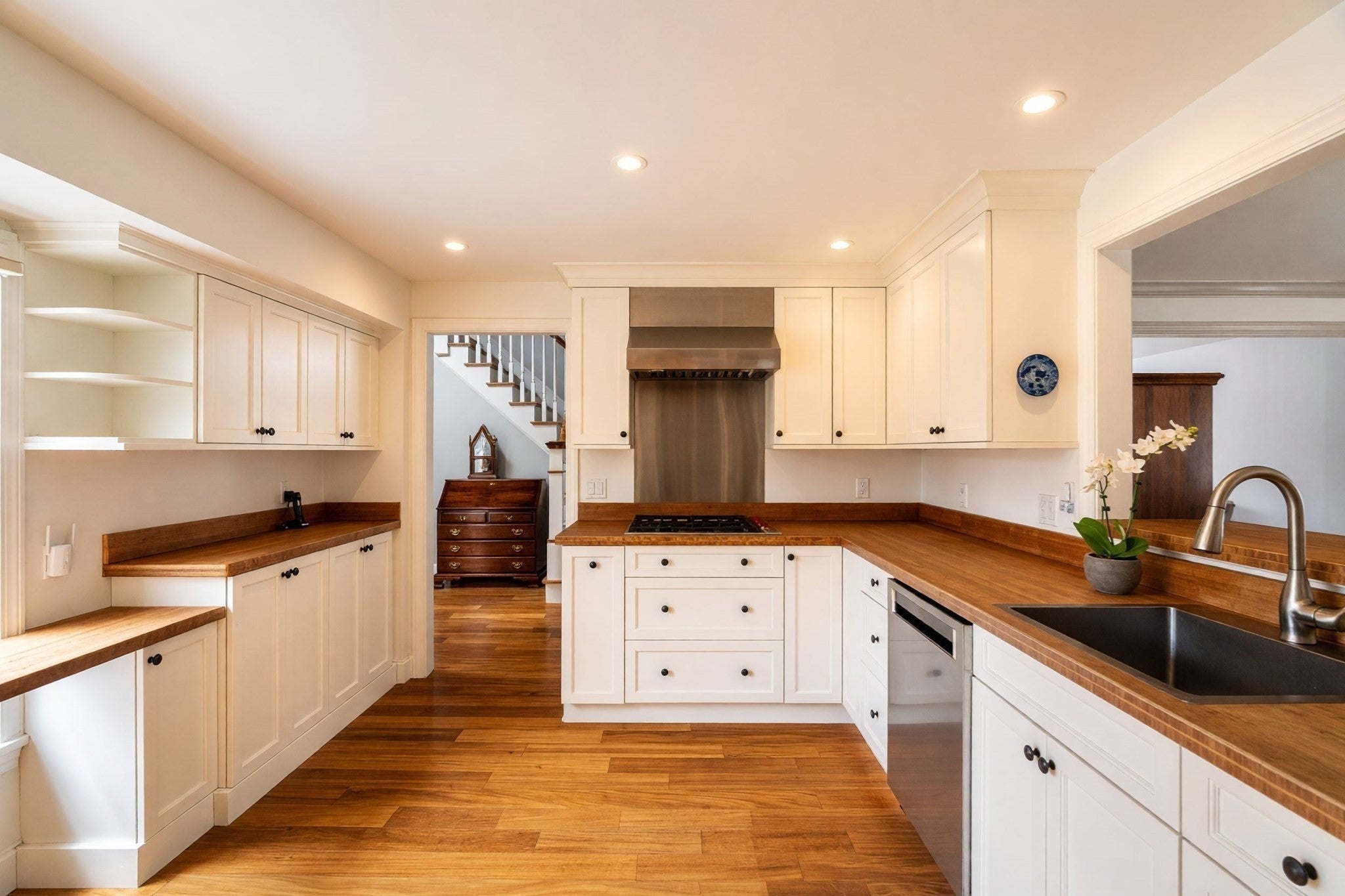 82 Thistle Patch Way #82, Hingham, MA Photo #2