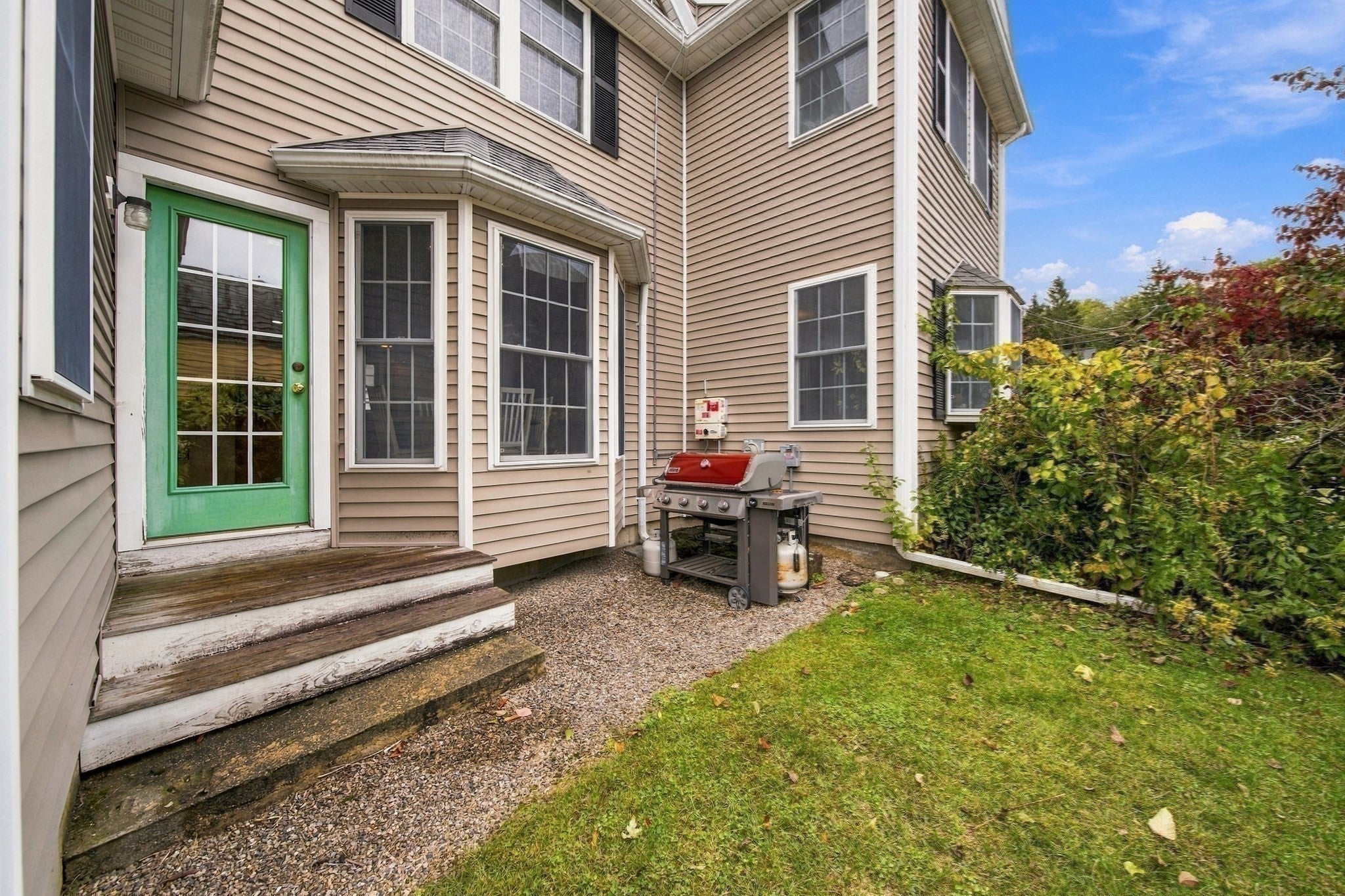 80 Grove St, Hopkinton, MA Photo #12