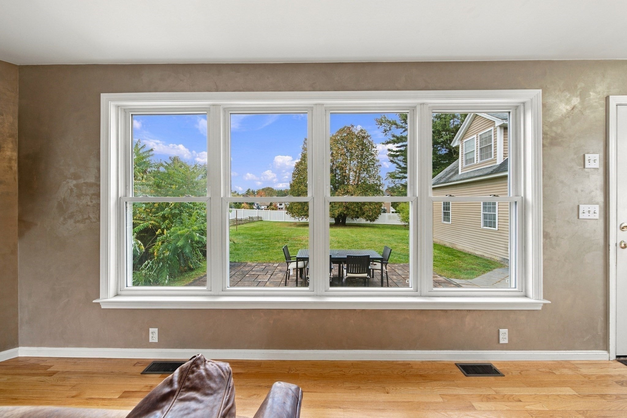80 Grove St, Hopkinton, MA Photo #6