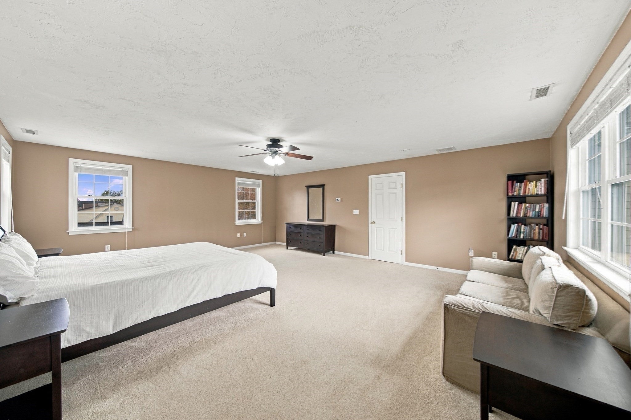 80 Grove St, Hopkinton, MA Photo #28