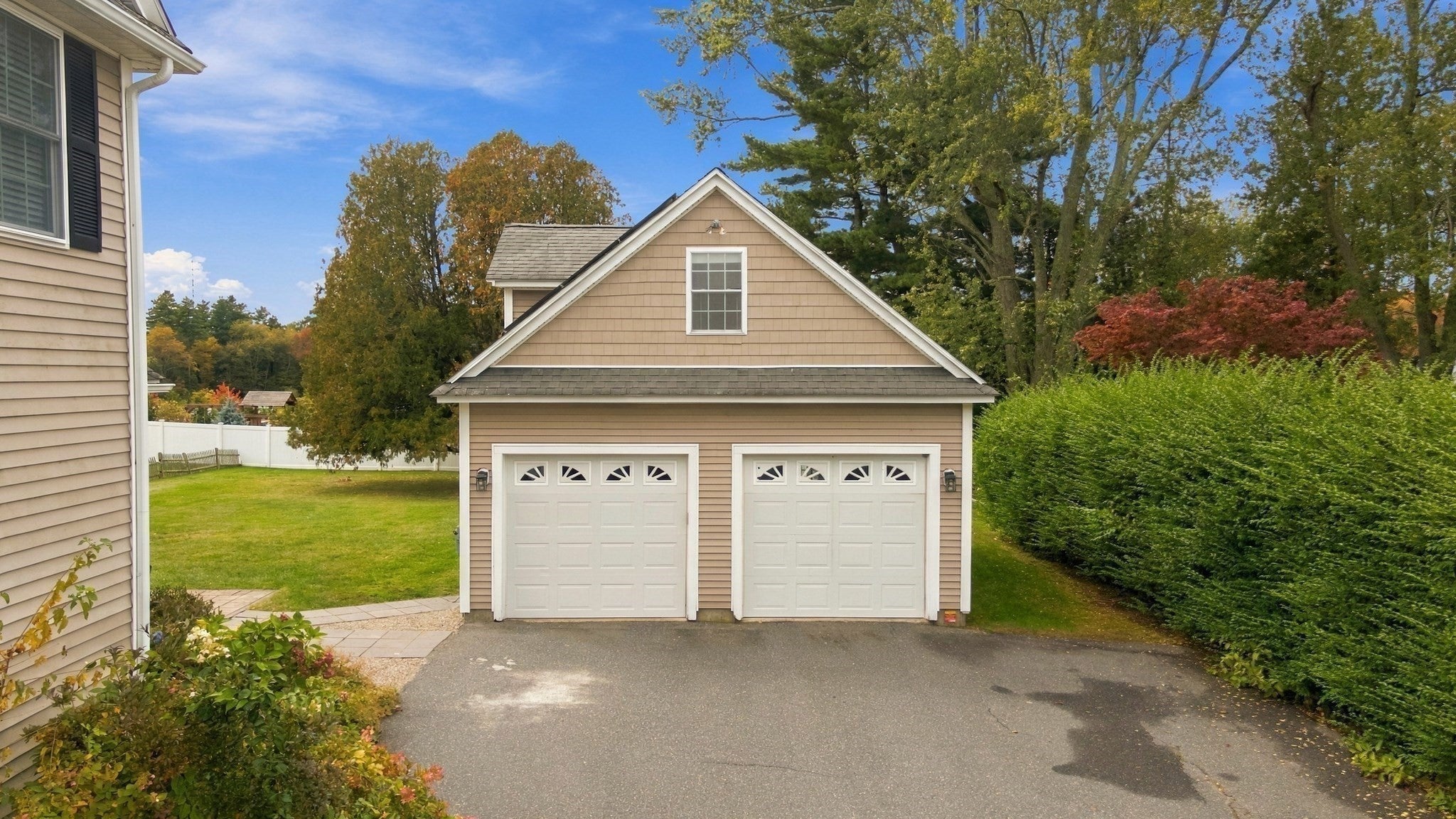 80 Grove St, Hopkinton, MA Photo #33