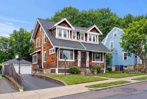 24 Lynde Ave Melrose MA 02176