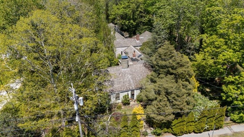 Photo of 162 Route 6a, Yarmouth, MA 02675 (MLS # 73521529)