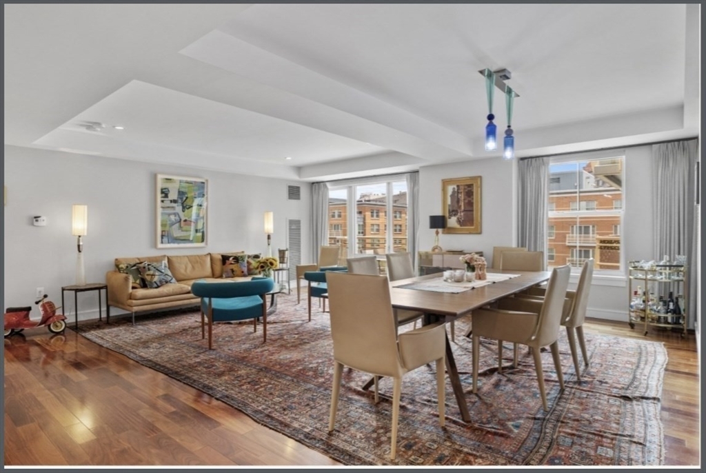 2 Battery Wharf 2408