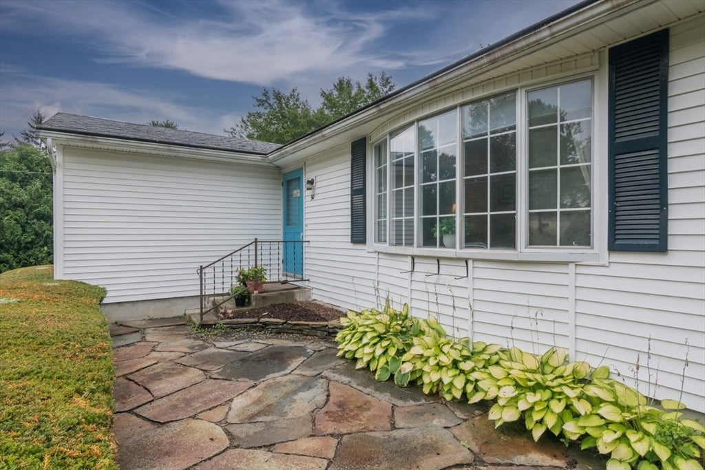 90 Columbia Drive, Amherst, MA, 90 Columbia Drive, Amherst, MA Photo #3