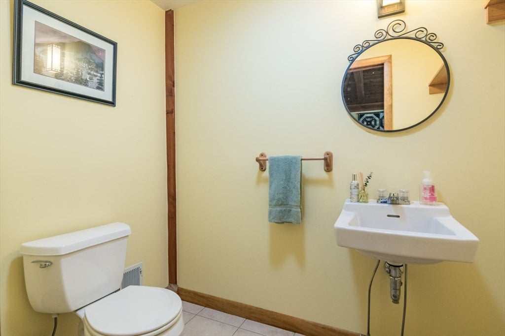 90 Columbia Drive, Amherst, MA, 90 Columbia Drive, Amherst, MA Photo #17