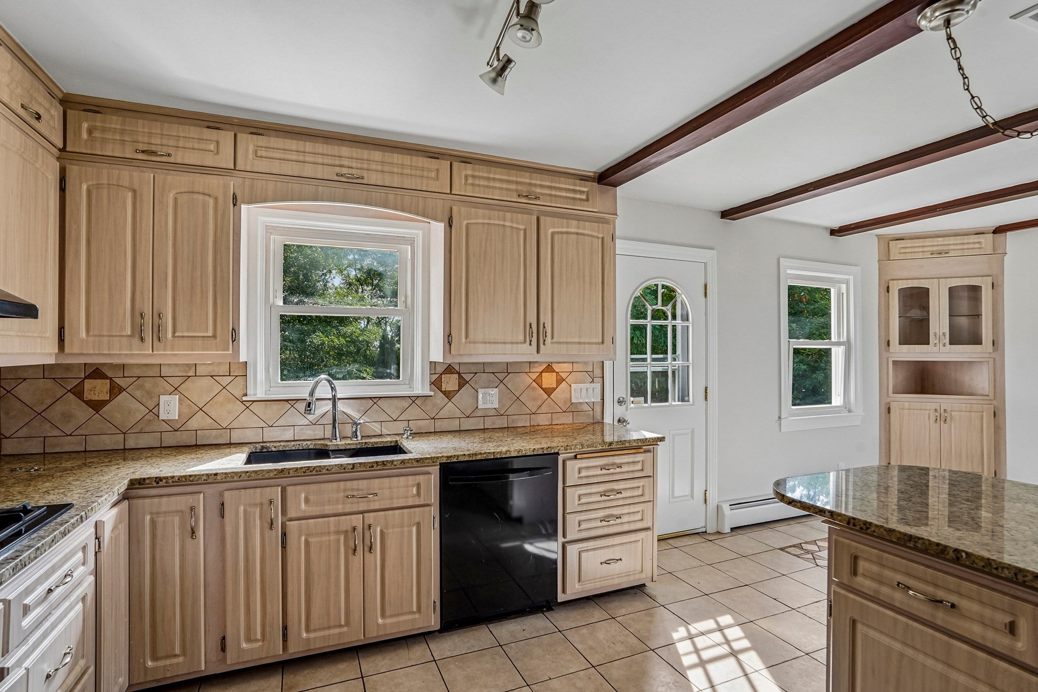 56 Cushing St, North Providence, RI, 56 Cushing St, North Providence, RI Photo #12